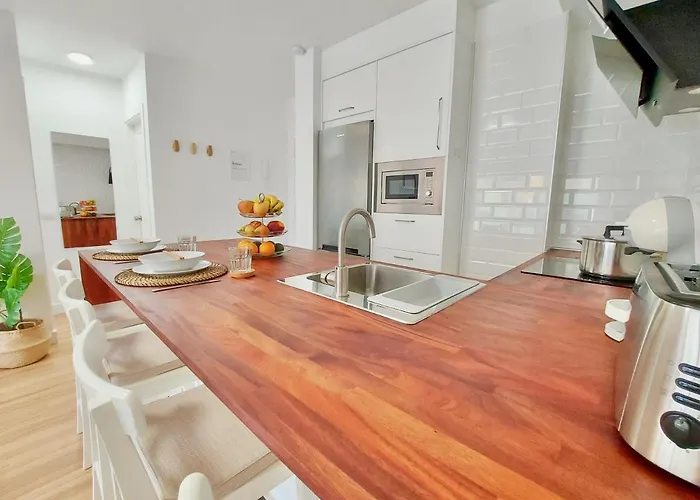 Lucky's By Tor 拉克鲁斯